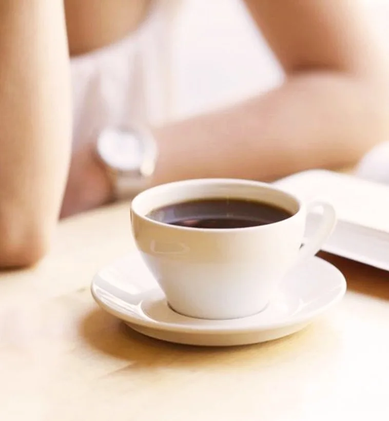 Appointment scheduling graphic for Smile Concepts, Sydney, highlighting our availability. We are ready to assist with all dental needs, from cleanings to denture implants. We are committed to offering the cheapest dental implants in Sydney without compromising on service availability. With transparent pricing, we ensure you understand the cost of dental implants in Sydney. Trust Smile Concepts for affordable dental implants and a team that respects your time. Book your consultation today.