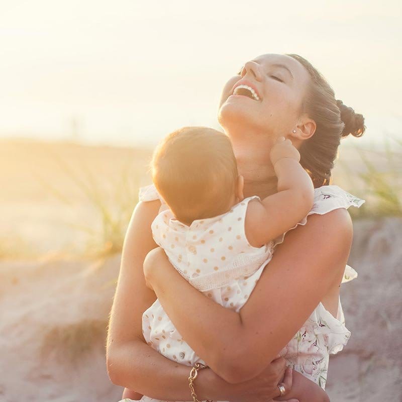 smile with confidence mom and child