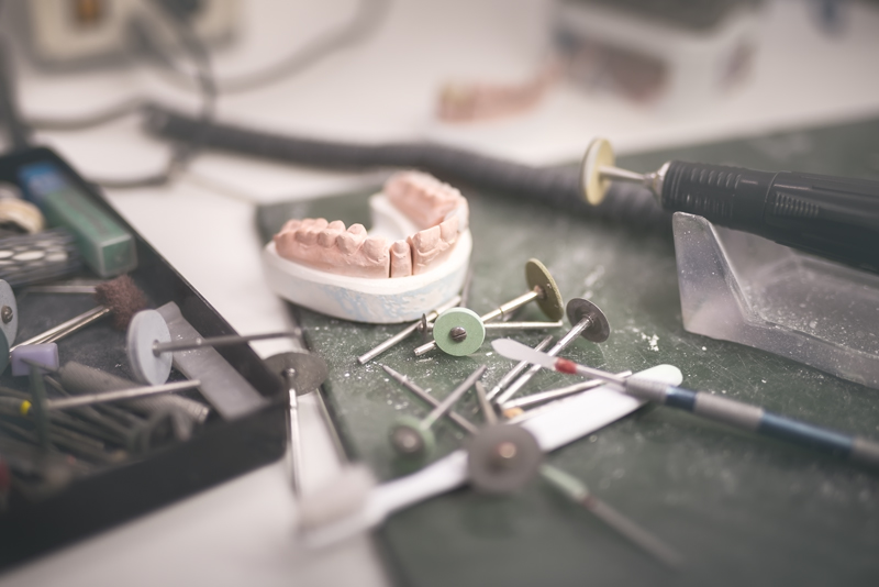 What is the Average Cost of Dental Implants in 2021?