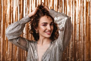 7 Tips for Choosing the Perfect Colour For Your Porcelain Veneers (Updated 2021) 7 Tips for Choosing the Perfect Colour For Your Porcelain Veneers (Updated 2021)